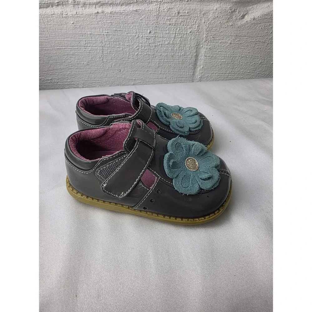 Livie & Luca Blossom T-Strap‎ Gray Patent Leather Toddler Girl Shoes Size 7